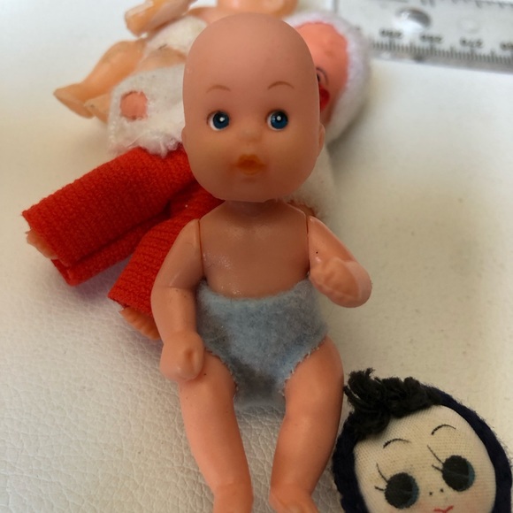 Lot of Vintage Dolls Hong Kong & Hand Made & more - Picture 13 of 16